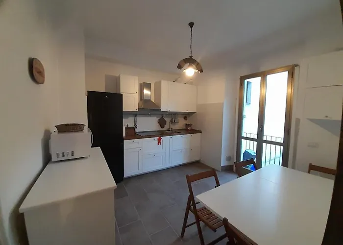 The Mountain View - Casa A Castello アパート *